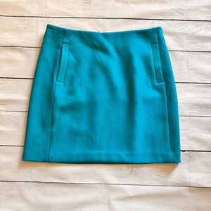 GUC lined teal Banana Republic mini skirt, size 8